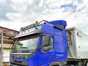 Cap tractor VOLVO FM FH euro6 2015 — miniatura 1