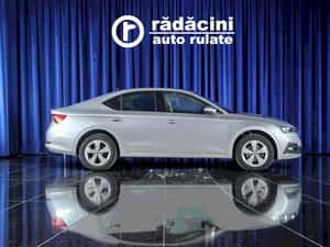 Skoda Octavia Hatchback 150 HP Benzină 2022 — miniatura 5