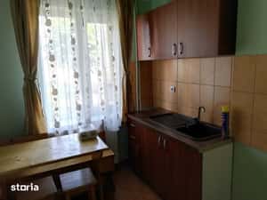Inchiriez apartament cu 2 camere situat in zona centrala a orasului — miniatura 4