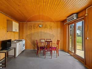 Apartament de închiriat la casă, cu 3 camere – zona Nord-Est, Șofronea — miniatura 3