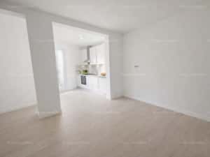 Ap.tip studio 37 mp+curte proprie 20 mp-Bloc nou-Timisoara-Calea Buziasului-1 loc parcare-69000 euro — miniatura 1