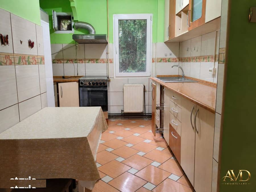 Apartament cu 3 camere – Astra — fotografie 1 din 6