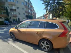 Vand Volvo V60 2011 Diesel 1984 cmc Neavariata — miniatura 5