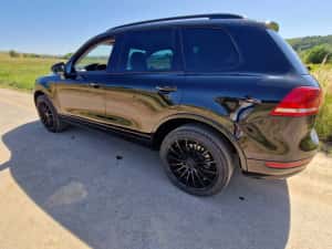 Volkswagen Touareg 2012 — miniatura 3