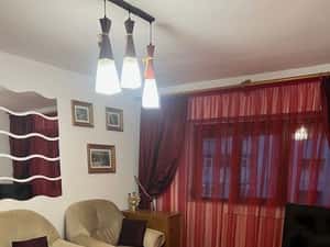 Persoana fizica inchiriez apartament 3 camera Pacurari Bulevard — miniatura 5