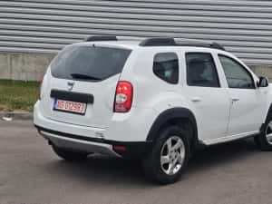 Dacia duster 1.6 benzina 4x4 GPL — miniatura 3