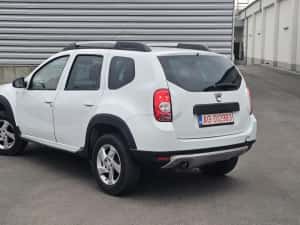 Dacia duster 1.6 benzina 4x4 GPL — miniatura 8