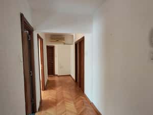 Apartament nemobilat 3 camere, parter — miniatura 3