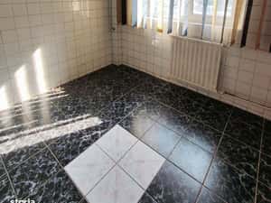 Apartament nemobilat 3 camere, parter — miniatura 4