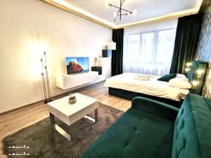 Chirie direct proprietar Garsonieră Coresi mall