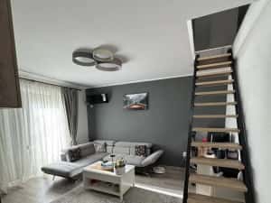 Aproape de Zone 2. Mobilat si utilat modern. Bucatarie inchisa — miniatura 1