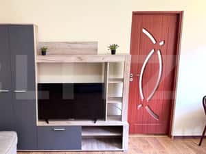 Vand apartament cu doua camere, la etajul 1, in zona Lama — miniatura 5
