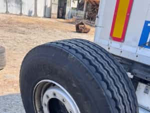 Anvelope camion