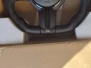 Volan nou tesit M bmw generatia Fsi E,f10,f30,f15,f16,e90,e70,e71.. — miniatura 8