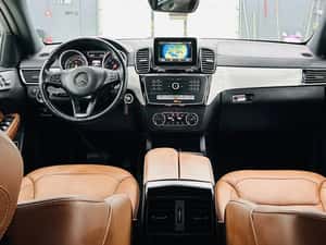 Mercedes-Benz GLE 250 2017, 207.000 km, 26.590 EUR — miniatura 5
