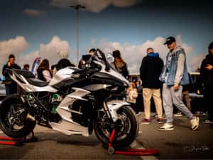 Kawasaki  Ninja H2  Sx Se