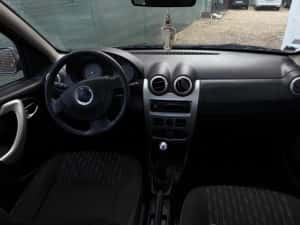 Dacia Sandero 1,4 Gpl Carte Rar,Butelie noua — miniatura 6