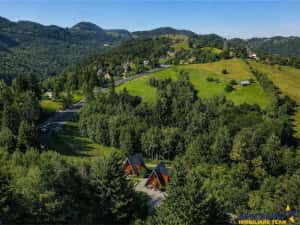 Eleganta,echipata casa A Frame,1.200 mp teren,deschidere Piatra Craiului,Moieciu, Brasov — miniatura 6