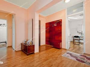 Vand/schimb apartament 4 camere, Micro 17, 98 mp, 120.000 EURO — miniatura 4