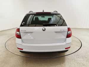 Masini de inchiriat - skoda octavia cutie automata - inchirieri auto — miniatura 7