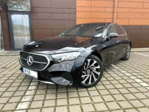Mercedes-Benz E300e Hybrid Benzina+Electric - An Fabricatie 2025 — miniatura 4