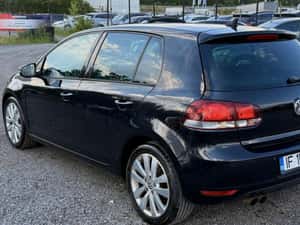 Volkswagen Golf 2010, 4.800 EUR — miniatura 3