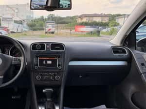 Volkswagen Golf 2010, 4.800 EUR — miniatura 6