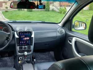 Dacia Duster 1.5 dCi 4x4 Laureate, an 2013 full option . — miniatura 6