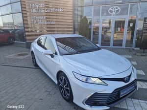 TOYOTA CAMRY 2.5 HYBRID EXCLUSIVE – Sedan hibrid din 2023