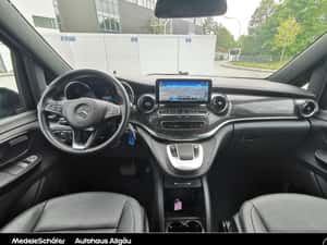 Mercedes-Benz V 300 Van / Minibus 2023, 40.462 km, Diesel — miniatura 6