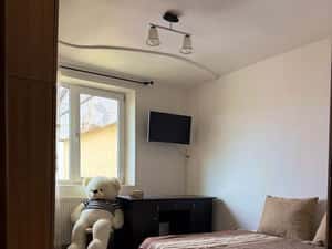 Inchiriez apartament