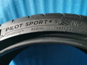 235/35 ZR20 - michelin 2 bucati — miniatura 5