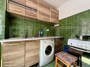 Garsoniera cu balcon inchis, etaj 1, zona Rogerius
