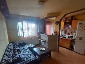 Apartament 3 camere semidecomandat - zona Florilor — miniatura 4
