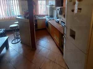 Apartament 3 camere semidecomandat - zona Florilor — miniatura 6