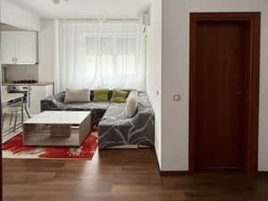 Inchiriez ap 2 camere — miniatura 3