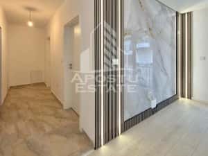 Apartament cu 2 camere, bucatarie separata zona Planetelor Giroc — miniatura 3