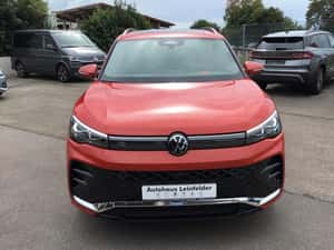 Volkswagen Tiguan SUV 2019, 25000 km, 46325 EUR — miniatura 2