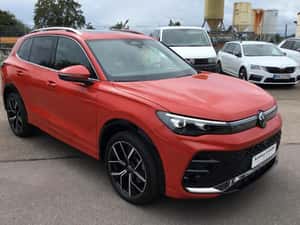 Volkswagen Tiguan SUV 2019, 25000 km, 46325 EUR — miniatura 3