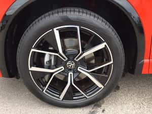 Volkswagen Tiguan SUV 2019, 25000 km, 46325 EUR — miniatura 7