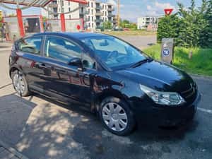 Citroen C4 Coupe 1.6 VTI 120 CP — miniatura 2