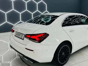 Mercedes-Benz A 180 2019 1.3i Automată 163 HP — miniatura 4