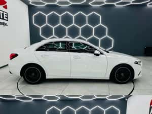 Mercedes-Benz A 180 2019 1.3i Automată 163 HP — miniatura 5