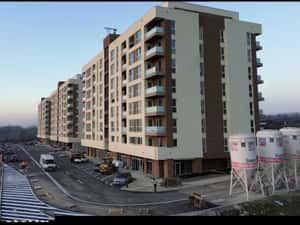Apartament 3 camere  2 bai si bucătărie închisă Copou zona Mega Image — miniatura 3