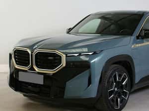 BMW XM 4.4 V8 - 2024, 30.000 km, Verde