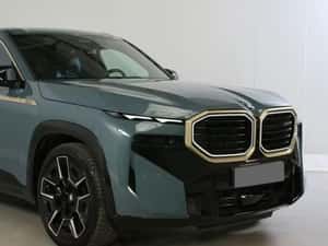 BMW XM 4.4 V8 - 2024, 30.000 km, Verde — miniatura 2