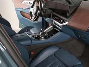 BMW XM 4.4 V8 - 2024, 30.000 km, Verde — miniatura 6