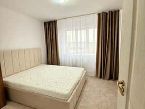 Apartament 3 camere central Dacia — miniatura 3