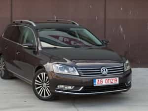 Vw Passat b7/ 2.0 140cp / Xenon / Navi / Panoramic / Dsg / Ventilatie / Rar efectuat — miniatura 9