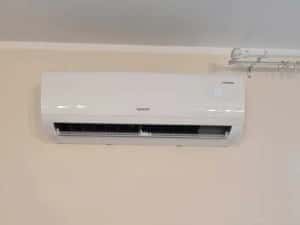 Instalare / Montaj aparat de aer conditionat, igienizare, service — miniatura 3